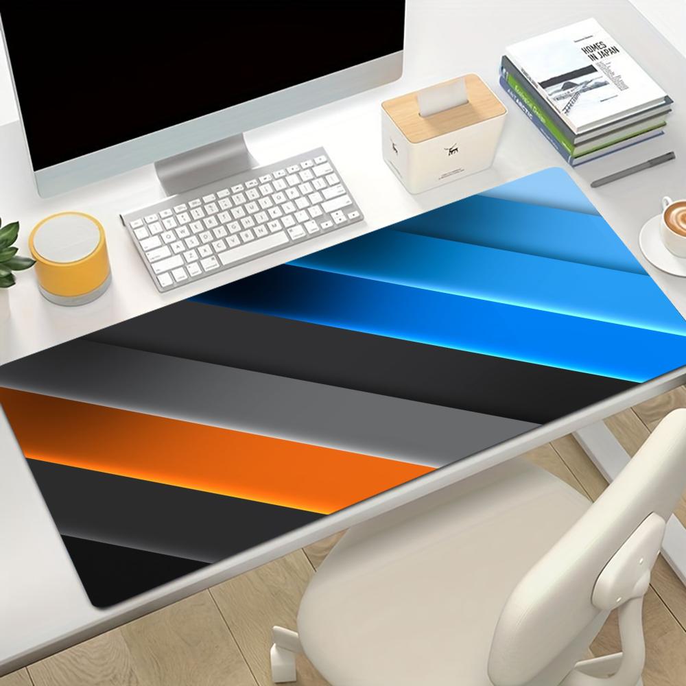 Tech Accessories For Laptop - Alas meja bergaya teknologi dengan garis