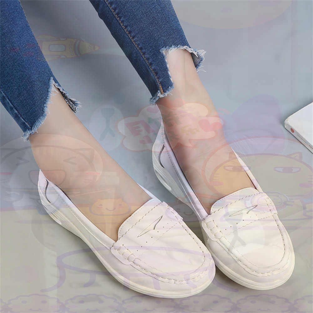 Tech Accessories To Buy - Sepatu Ukuran Besar Wanita Slip-On Lembut