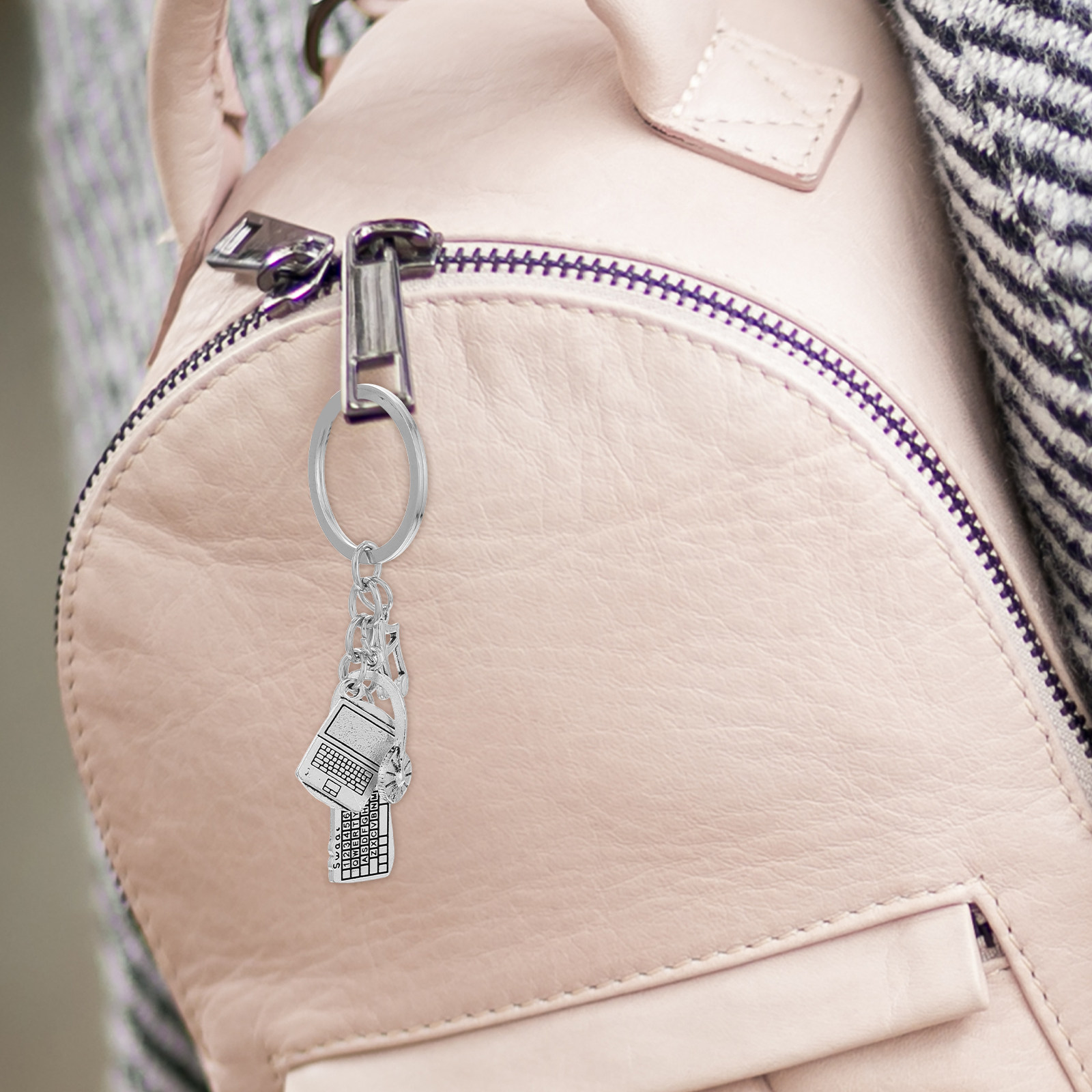 Gantungan Kunci Insinyur, Akse - Tech Keychain Accessories ulasan dan harga